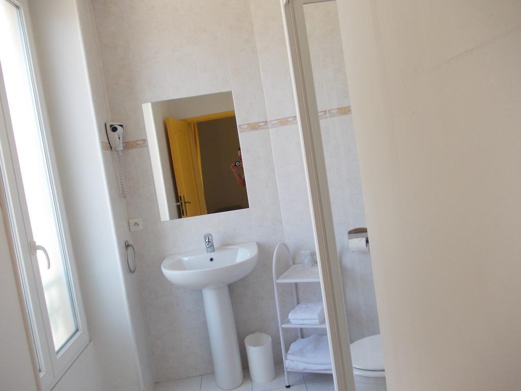 Hotel Marcellin Beaulieu-sur-Mer Room photo